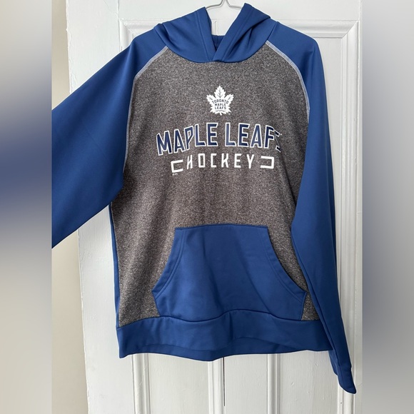Men’s Toronto Maple Leafs Sweatshirt - Picture 2 of 4